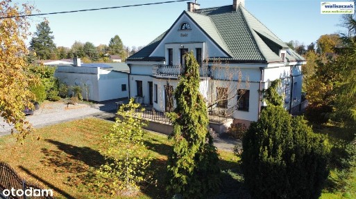 Dom, 300 m², Poniatów