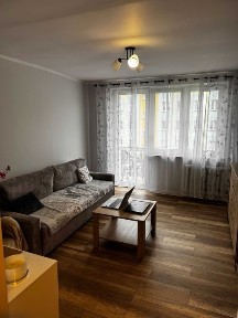 Mieszkanie po remoncie 47,6m2 na 2 piętrze 3 pokoje -REZERWACJA