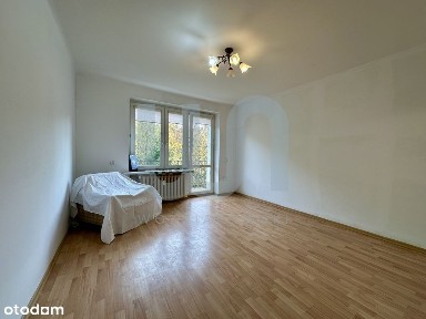 2 Pokoje/ Zielona Okolica/ Karolew/ Balkon