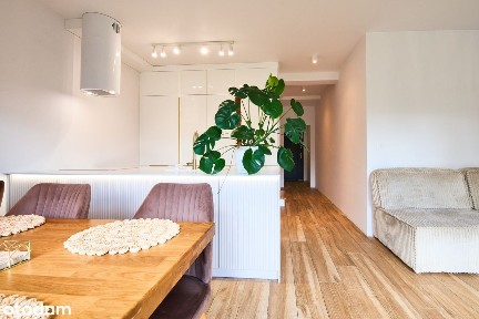 Nowoczesny szereg w Mokronosie Dolnym z dużym ogrodem!