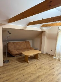 Wynajmę mieszkanie bezczynszowe.