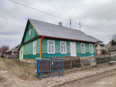 Urokliwe siedlisko w Cieśnisku Wielkim, gm.Janów.