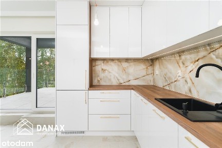 Oferta Premium z tarasem, balkonem, m.postojowym