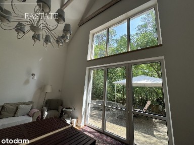 4 sypialnie, do wejścia, garaż, basen