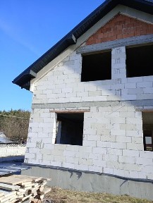 Sprzedam dom w surowym stanie