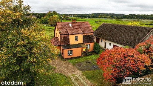 Przybiernów-dom 85 m2 z budynkami gospodarczymi