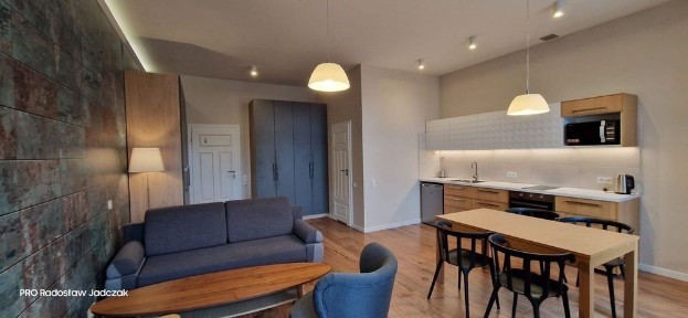 Sprzedam bezpośrednio mieszkanie w centrum Łodzi Sienkiewicza 9