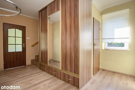 Dom wolnostojący dla rodziny lub dla Firmy.