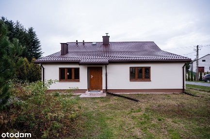 Siedlisko z domem i zabudowaniami gospodarczymi