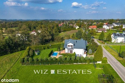 Klasyczna willa z basenem w Jaworzu | 21 A