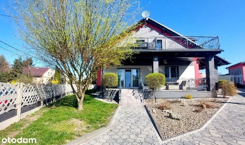 Duży dom do wprowadzenia, działka 2600 m2.