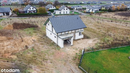 Nowoczesny dom na os. Stary Sad w Szydłowie!