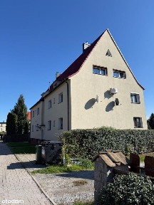 Przytulne mieszkanie z ogródkiem i parkingiem - 54,4 m², Żarów