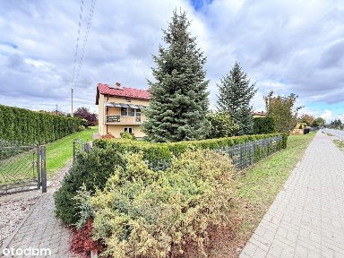 Dom jednorodzinny z zabudowaniami gospodarczymi,po remoncie generalnym