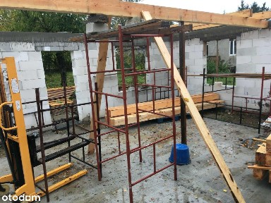 Dom w stanie surowym otwartm