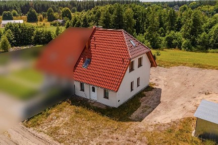 Połowa bliźniaka na sprzedaż, Międzybłocie