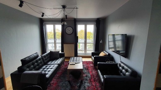 Saska Kępa 2 pokoje słoneczne balkon ochrona parking Zwycięzców 42