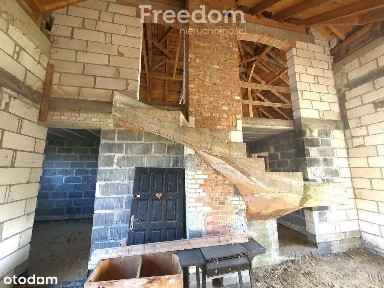 Dom w stanie surowym zamkniętym Cyganka