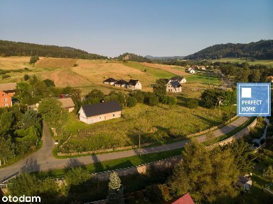 Malowniczo usytuowany dom, w stanie surowym