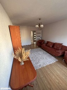 Mieszkanie 2 pokoje+kuchnia+łazienka+piwnica+ ciepła woda z sieci