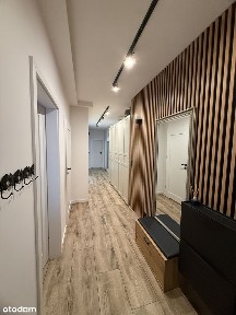 Rezerwacja Bezczynszowe mieszk w skrajnym szeregu z ogródkiem centrum