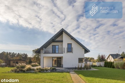 Elegancki dom na dużej, zadbanej działce