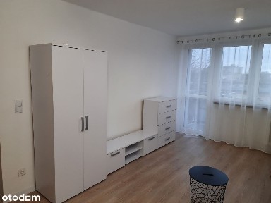 Kawalerka 26 m², Tychy - ul. Elfów 32, centrum, balkon, winda