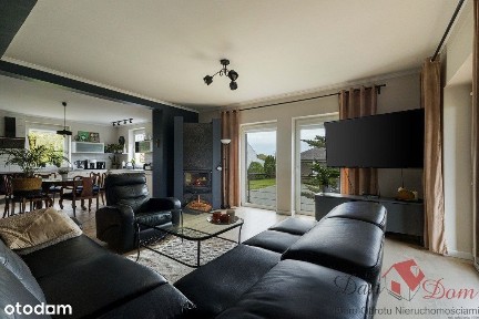 Przestronny dom pod miastem - cisza i wygoda