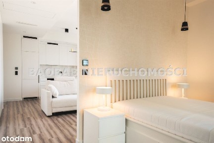 Towarowa Towers For Sale