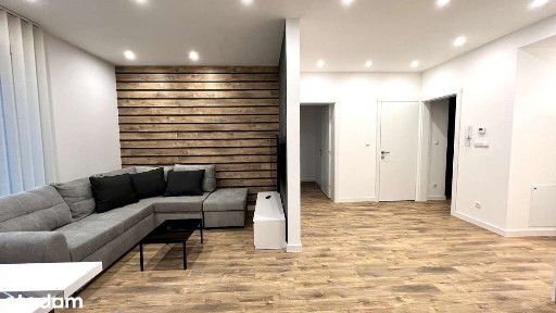 Od zaraz | 3 pokoje | klimatyzacja | miejsce parkingowe | teren zamkni