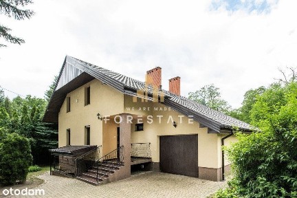 Klasyczny dom z klimatem i ogrodem tuż przy lesie