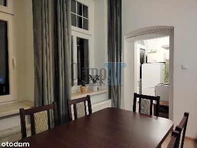 Do wynajęcia przestronna kawalerka w Centrum