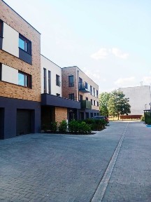 Budzyń- 2-pokojowe mieszkanie z miejscem parkingowym i komórką lok.