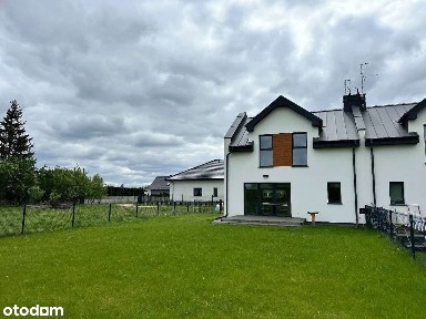 Sprzedam wykończoną połowę bliźniaka w Nowym Tomyślu