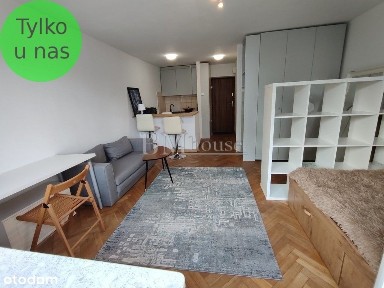Śródmieście kawalerka 28m2 z balkonem Powiśle 2500