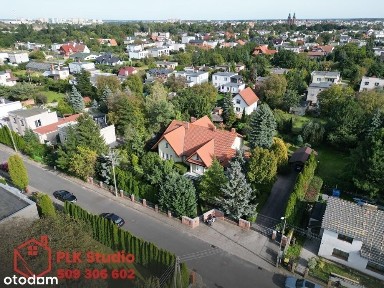 Duży dom, piekny ogród, doskonała lokalizacja