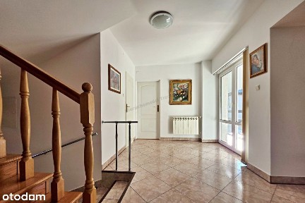 Dom z garażem w zabudowie szeregowej - Ostrołęka