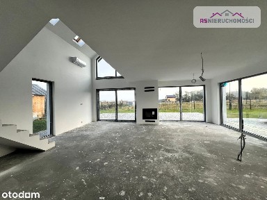 Dom wolnostojący z widokiem na jezioro Jamno