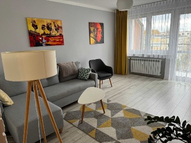 Mieszkanie dwupokojowe na wynajem, 45 m2, Wesoła