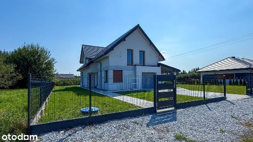 Nowoczesny Dom w Malowniczej Okolicy - Kudrowice