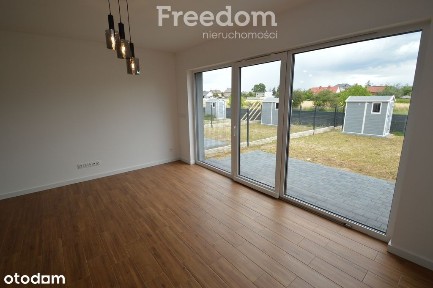 Kompaktowy dom pod Opolem.