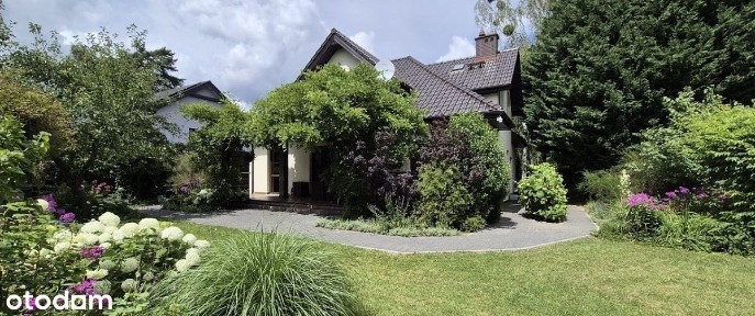 Dom jednorodzinny/ogród/Morzyczyn/garaż/2012r.