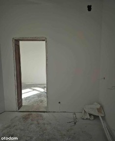 Na sprzedaż kawalerka 33 m2 w kamienicy, do własnej aranżacji