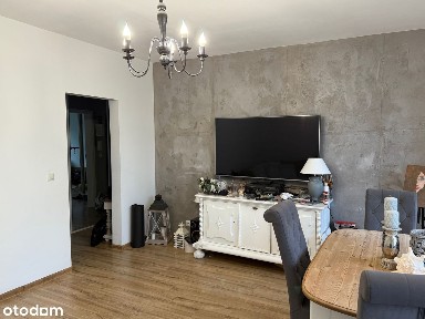 Atrakcyjne 3 pokoje w Policach. Po remoncie