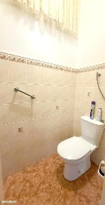 Lokal bezczynszowy dwupoziomowy/1 piętro/balkon.