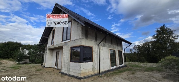 Dom - Nowe Osiedle, Ulica Misia Coralgola