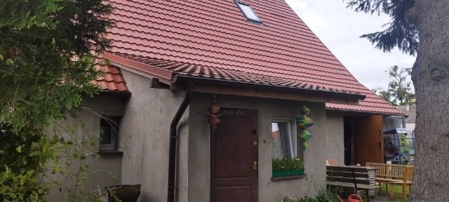 DOm wolnostojący z działką