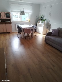 Przestronne 3-pokojowe mieszkanie z balkonem