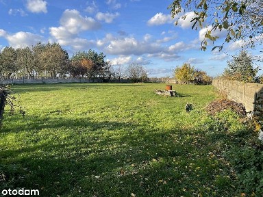 Dom 160m2 w stanie surowym z dużą działką 2x1900m2-uzbrojna, ogrodzona