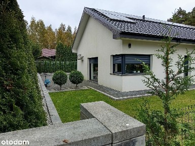 Dom wolno stojący w pięknej i cichej okolicy blisko jeziora oraz lasu